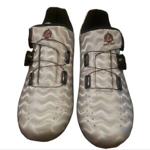 Artvep Multi Silver Cycling Cleats Sixe 9.5